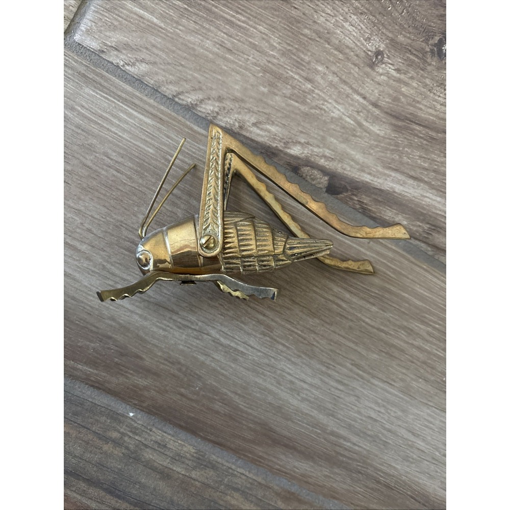 Vintage Solid Brass Cricket Grasshopper Insect Sculpture Paperweight Home Decor